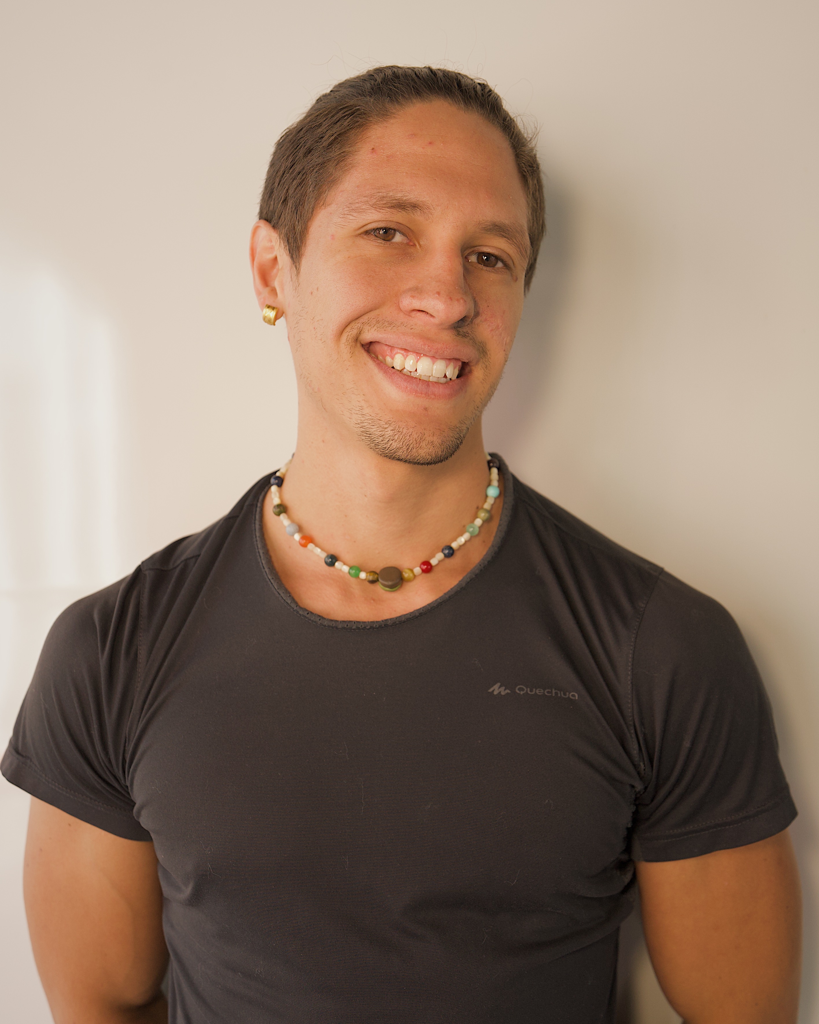 Ramy — maestro de yoga